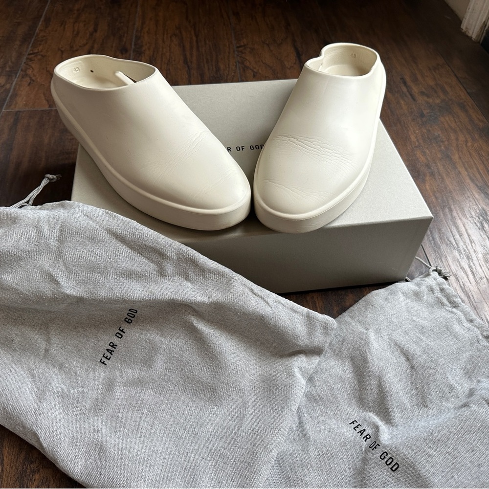 Fear of God “The California” slip on shoes. Size 43